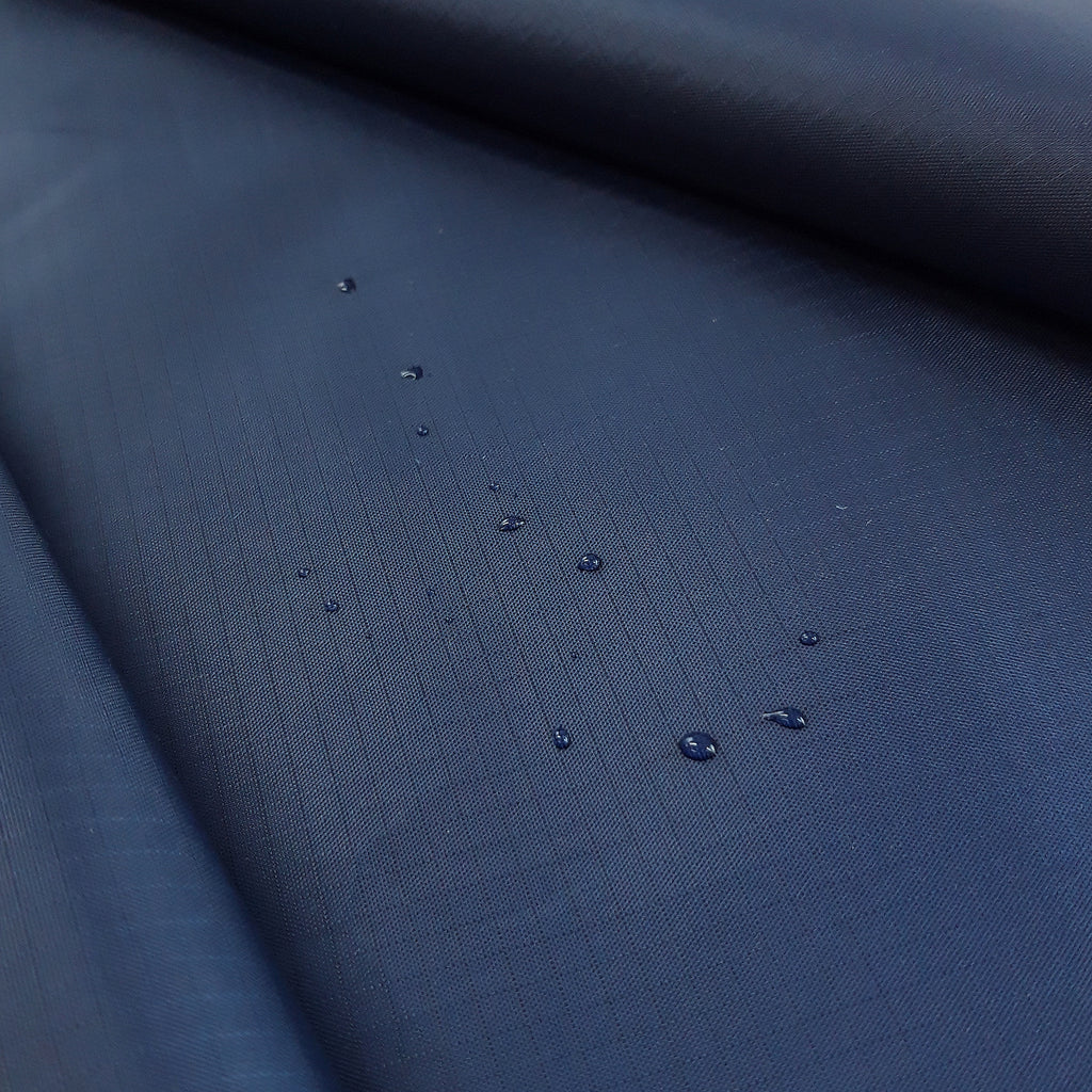 Water-resistant polyester ripstop fabric