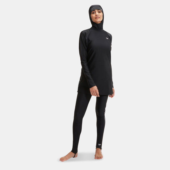 Full-length black swimming outfit with long-sleeve tunic, leggings and a fitted swimming hood
