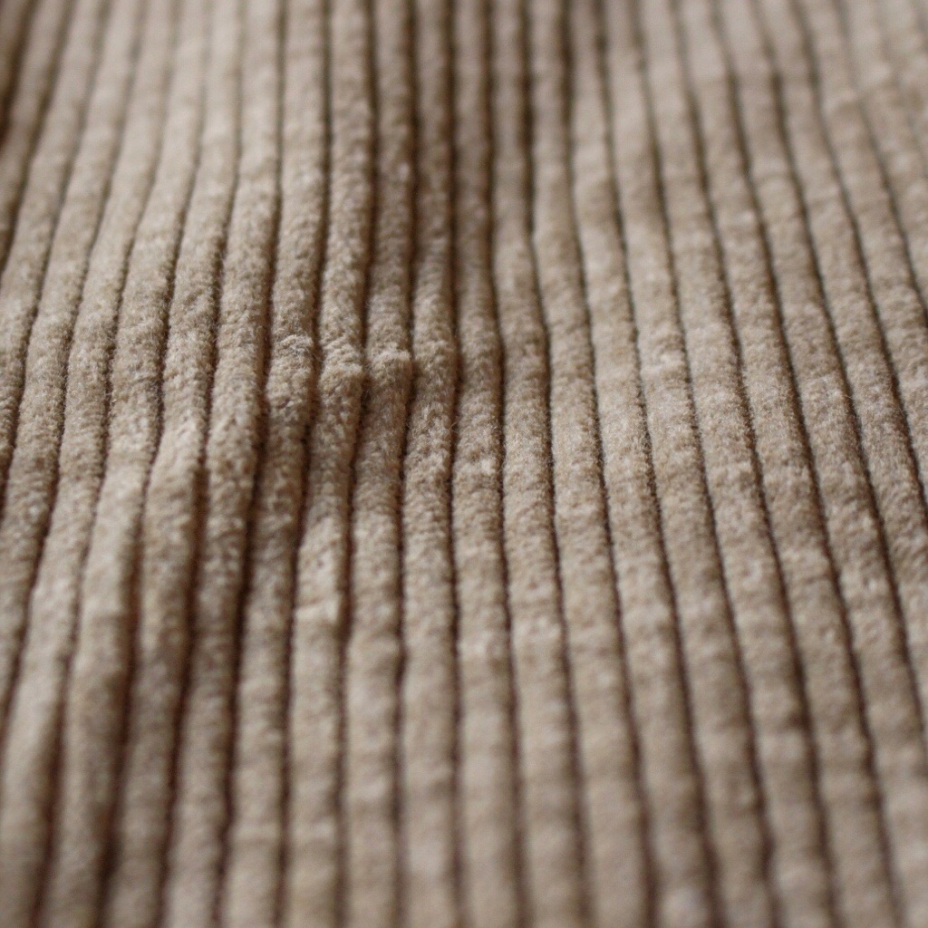 Raised corduroy ribs