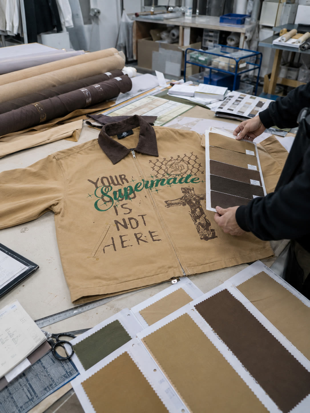 Material and color review: sand fabric, brown collar and the coordinated print palette.